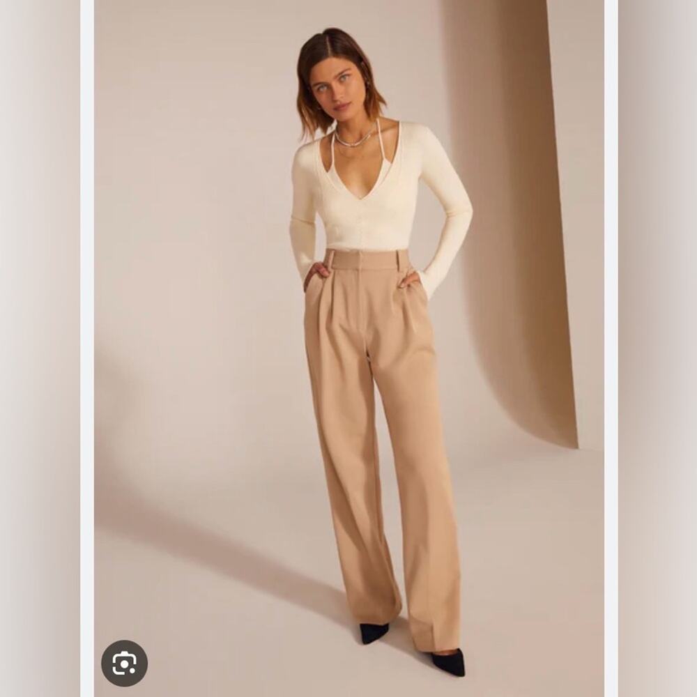 Favorite Daughter Shortie Favorite Pants Size 6 Beige NWT Quiet Luxury Casual